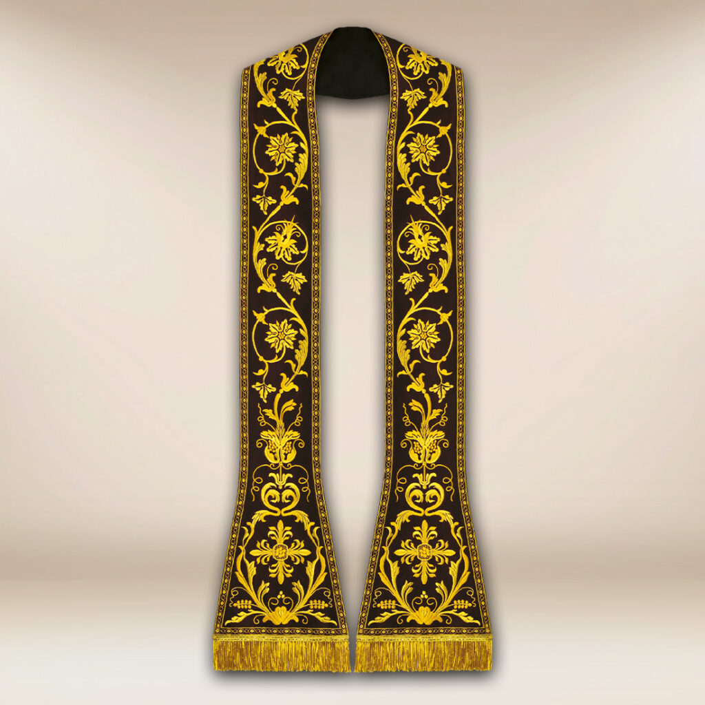 Czarna liturgiczna stuła rzymska haftowana