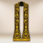 Czarna liturgiczna stuła rzymska haftowana