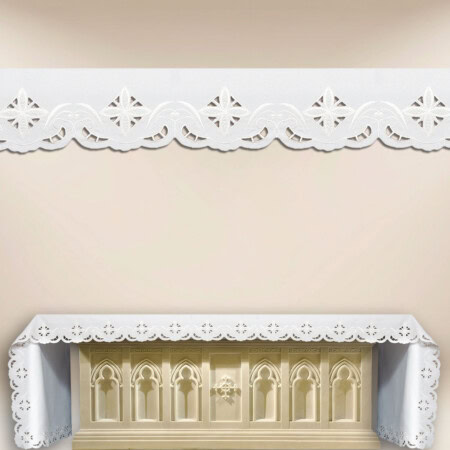 Obrus haftowany "Krzyże w kwadracie - białe" haftowany z trzech stron 512x115cm