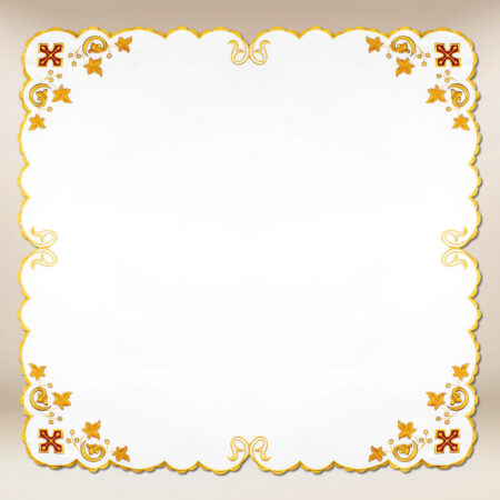 Serwetka haftowana „Baranek Boży” 110 x 110 cm